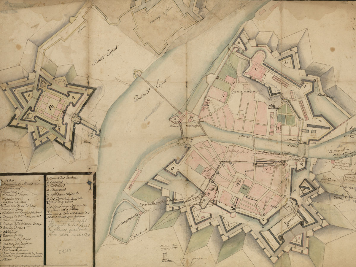 [Bayonne : plan des fortifications selon le mémoire de Vauban, remanié en 1692]